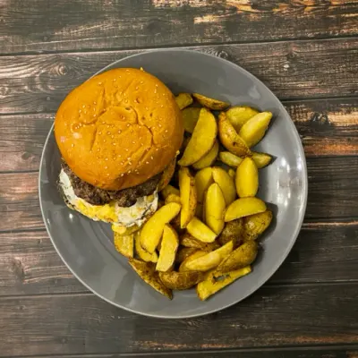 برگر فرانسوی — فست فود ژیوان
