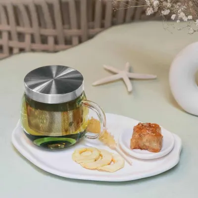 چای سبز — کافه رستوران لیلو