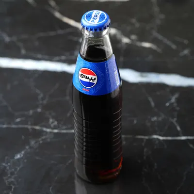 نوشابه شیشه مشکی — باغ دل