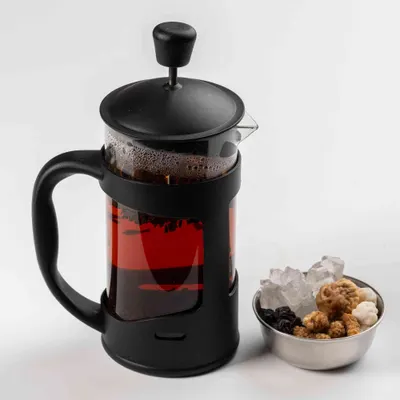 چای سیاه — کافه زی