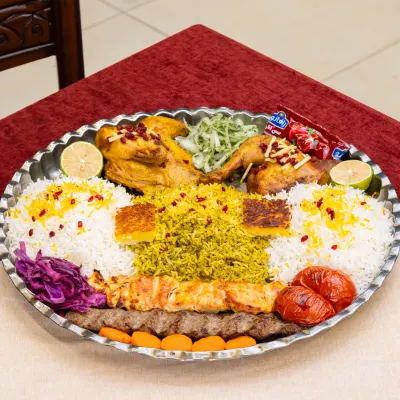 سینی اعیونی — رستوران معین درباری