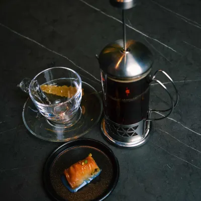 چای سیاه — کافه بلزا