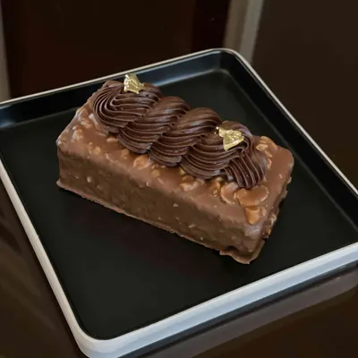 تارت اسنیکرز — فست فود ژیوان