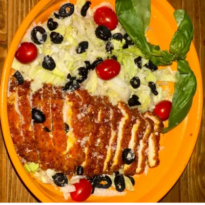 سزار کاردینی — کافه رستوران استوری