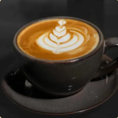 موكا با خامه — کافه برگاموت